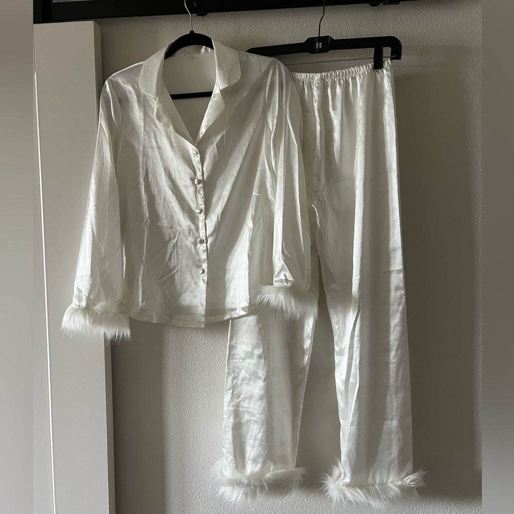 Elegant White Satin Pajama Set with Faux Fur Trim